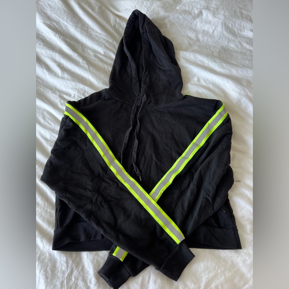 Forever 21 Cropped Hoodie, size L
